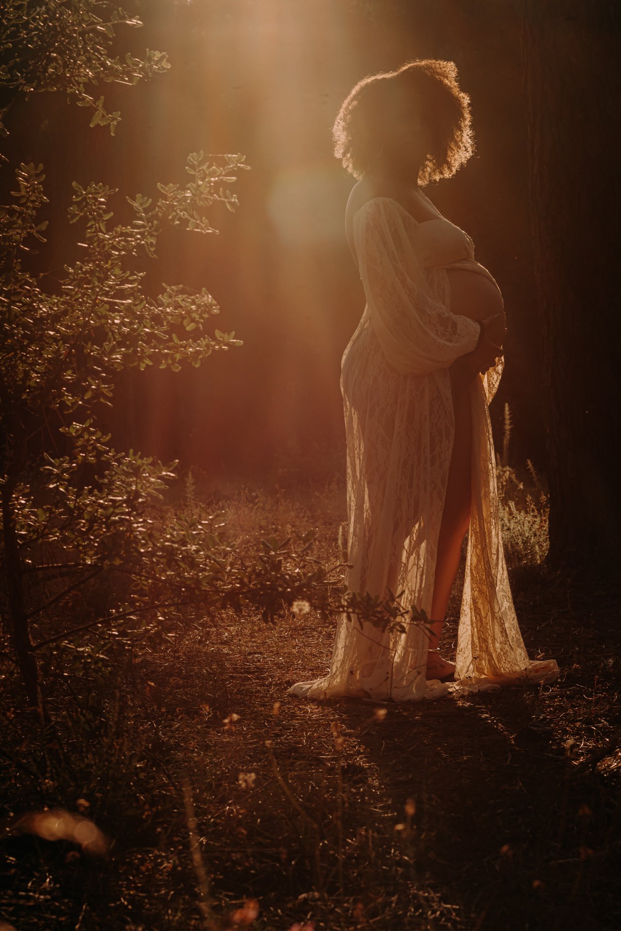 Séance grossesse au courant d'hucher - Golden hour