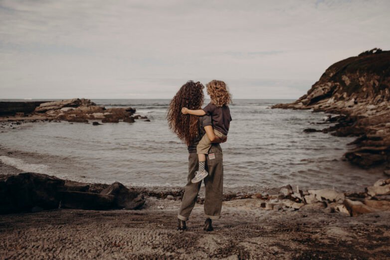 Séance photo mère- fils au Pays basque et Landes